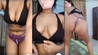 Gadis Desi Bugil Goyang Panas Demi Menang Game Online