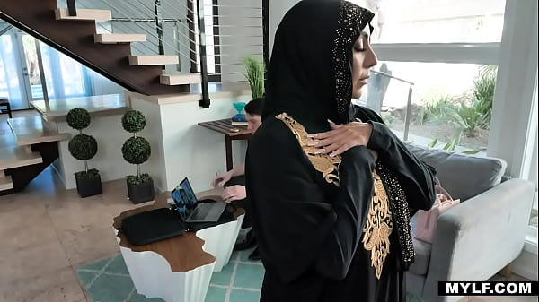 Kylie Kingston Selalu Takut Mengakui Hasrat Terlarangnya, Terutama Karena Imannya Yang Begitu Kuat.