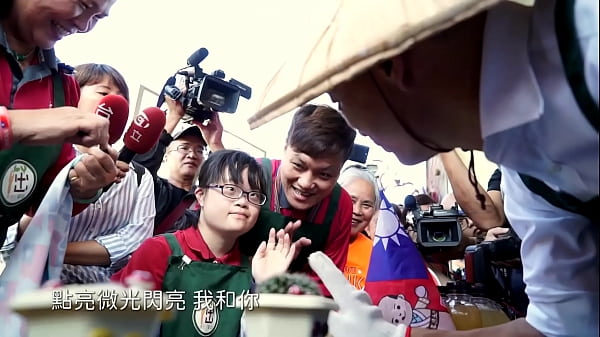 韓國瑜官方頻道點亮微光mv，讓人硬到不行！