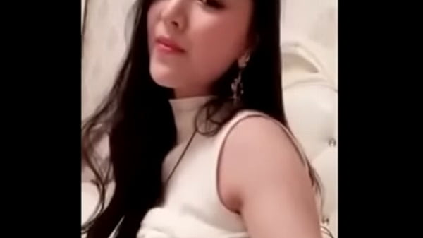 Cewek Indonesia Lagi Mainin Memek Sendiri Sampe Basah Kuyup