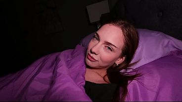 Ngepet Bareng Adik Tiri Mungil, Venus Vixen Bikin Malam Panas