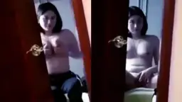 Ngintip Kakak Cantik, Dia Kasih Liat Semua Bagiannya.