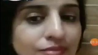 Tante Lahore Pamer Bugil Pas Video Call