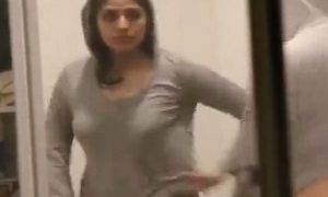 Video Bokep Mata-mata Desi Bocor