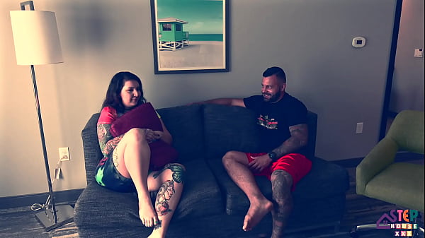 Ngentot Misionaris Bareng Step Sister, Ngewe Liar Tanpa Sensor