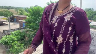 Bhojpuri Desi Bhabhi Kas Se Chudai Aur Pura Badan Chuswa Ke Maza Diya Hindi Audio Ke Saath