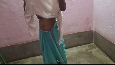 Desi Cewek Super Seksi Baru Yang Jago Ngenyot Lamba Kela.