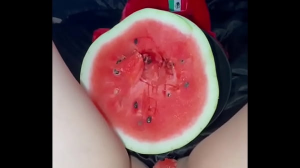 Gadis Muslim Cabul Gila Colmek Pakai Makanan, Salju Arab Putih Mulus, Fetish Aneh Dan Pornografi Super Keras.