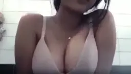 Lagi Sange, Dipanggil Dari Luar, Bikin Makin Panas.