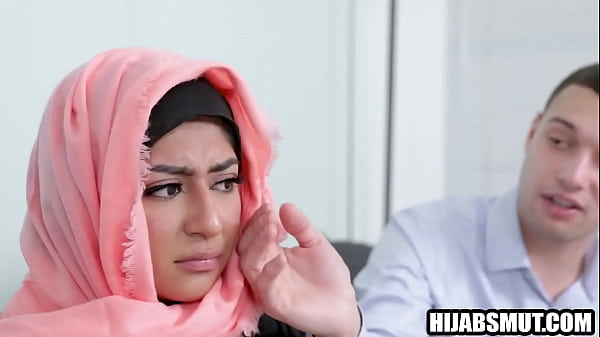 Gadis Hijab Terpaksa Digenjot Bule Amerika