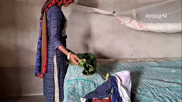 Devar Bhabhi Lagi Ngentot Sambil Dientot Dari Belakang, Dikasih Cream Biar Makin Basah, Video Seks Asli Peran Main Pake Audio Hindi.
