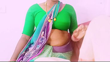 Bokep Pembantu India Seksi Lagi Nungging, Siap Digocok.