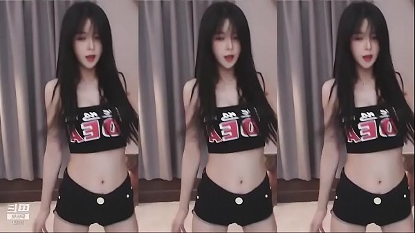 Cô Nàng Trung Quốc Uốn éo, Body Thon Gọn Khoe Dáng Cực Gợi