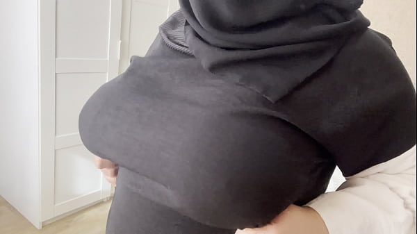 Teman Punya Istri Arab, Dia Pamerin Teteknya.