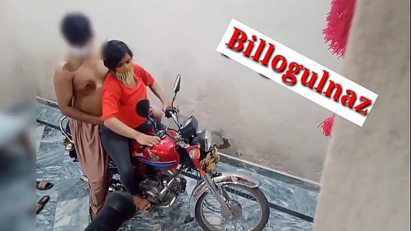 Hot Xxx Digebek Temen Di Atas Motor, Suara Hindi Bikin Makin Greget