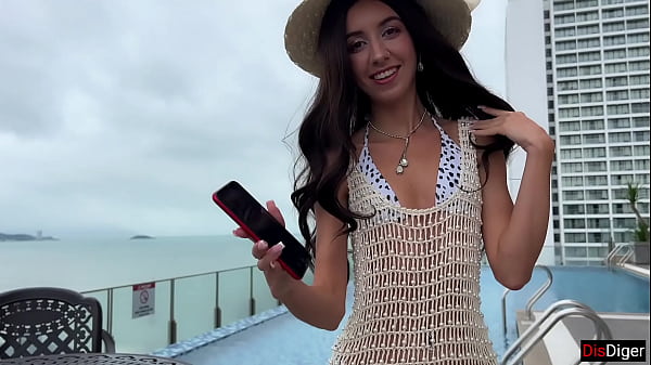 Libas Spanyol Cantik Blanca Ngebet Cobain Kontol Putin Pas Liburan