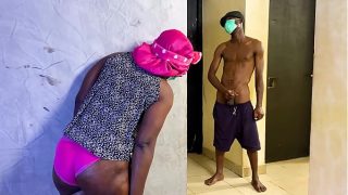 Pertarungan Ngentot Seru Antara Cewek Ebony Seksi Dan Kakak Tirinya