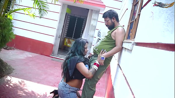 Desi Bengali Pasutri Ngebancikan Anal Keras Di Luar Rumah Pake Suara Hindi (film Penuh)