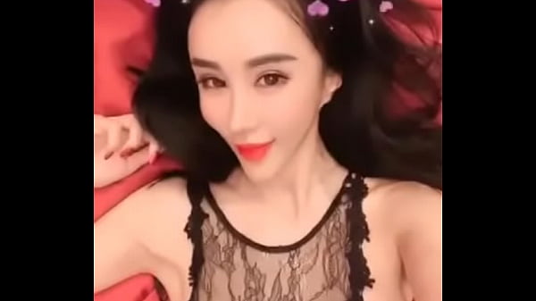 孟晓艺自己动手爽到飞起,湿身自拍狂撩你