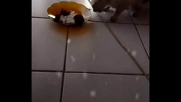 Anita, Si Montok Penggoda, Siap Bikin Lo Klepek-klepek.