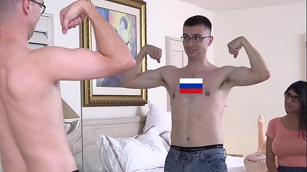 Mia Khalifa – Cewek Arab Mesum Ngajarin Perawan Cara Ngewe Sama Cewek