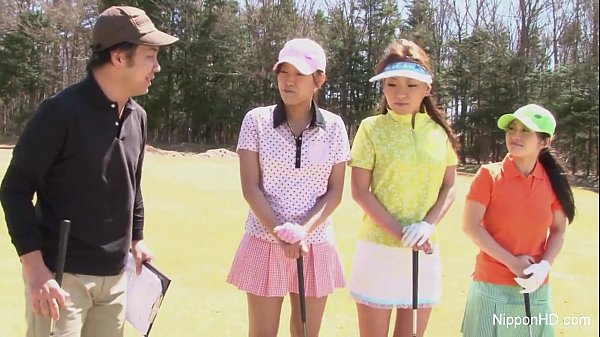 Gadis Abg Asia Main Golf Sambil Telanjang, Bikin Makin Basah Lihat Goyangannya