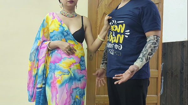 Ibu Tiri India Montok Besar Bantu Anak Tiri Berhenti Merokok Dan Kasih Nikmat Sex Dalam Bahasa Hindi