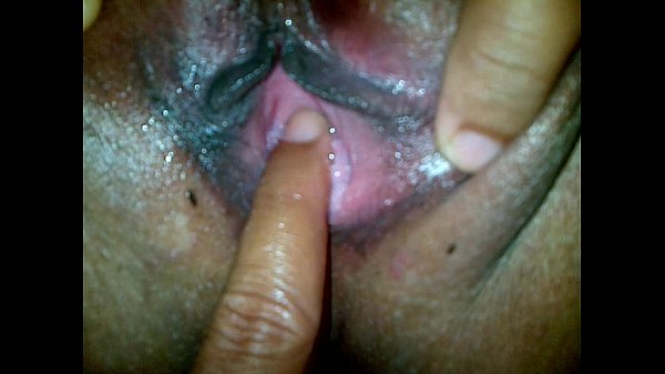 Mami Indonesia, Pantat Gede Dan Memek Basah, Dijari Empat Terus Digenjot Keras.